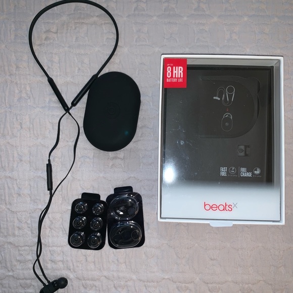 Beats Wireless Headphones - Picture 1 of 1